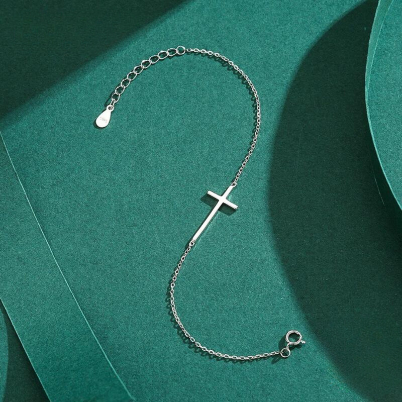 Pulseira de Prata Clássica com Crucifixo