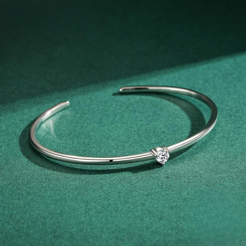 Bracelete de Prata Adornada com Zircônia